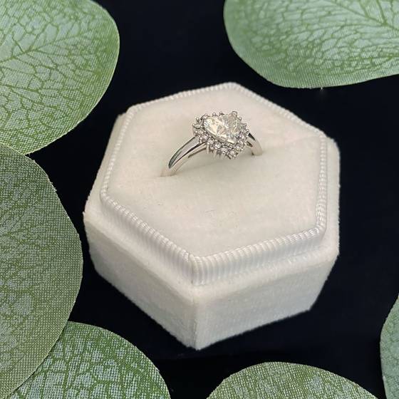 1.30ct SI2/F Heart Natural Diamond Starburst Halo Ring