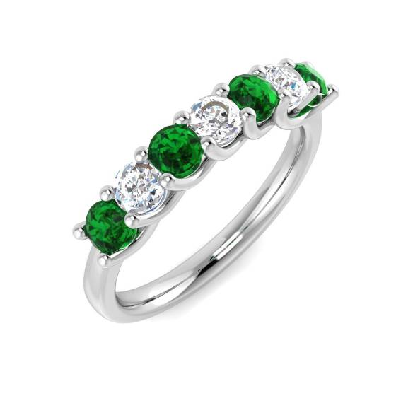0.81ct SI2/G Round cut Emerald Gemstone Ring in Platinum