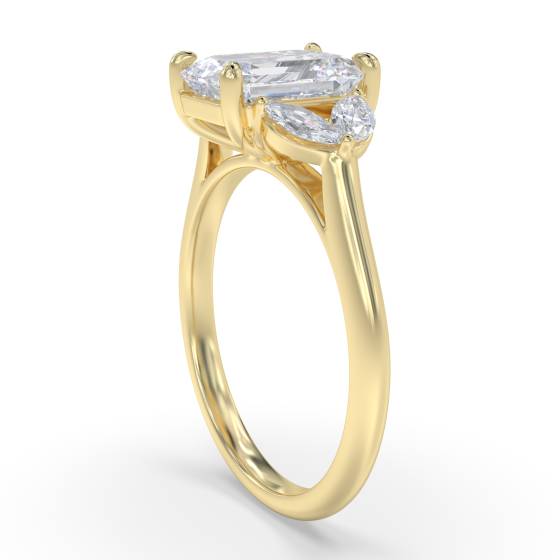 Emerald and Marquise Diamond 5 stone Ring