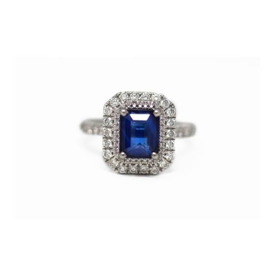 3.90ct VS/E-F Octagon Blue Sapphire and Natural Diamond Halo Ring
