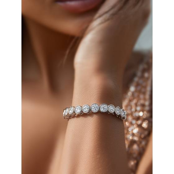 Modern Round Diamond Bezel Set Tennis Bracelet