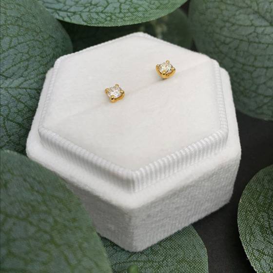 0.40ct SI/D-E Classic Round Natural Diamond Stud Earrings