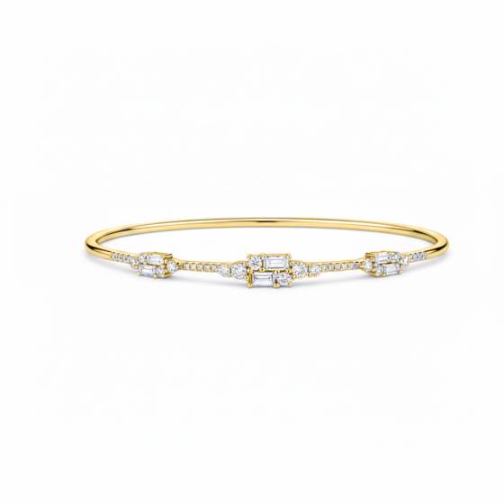 Round & Baguette Diamond Reflection Bangle