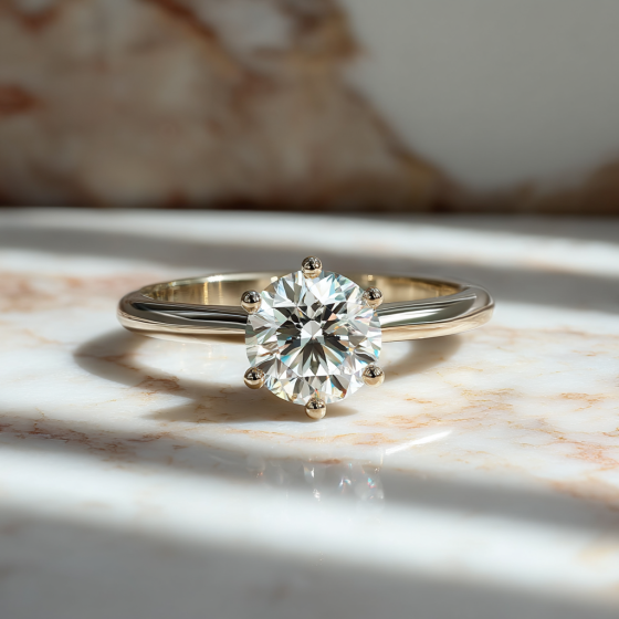 Round Diamond Engagement Ring