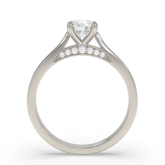 Elegant Round Diamond Engagement Ring