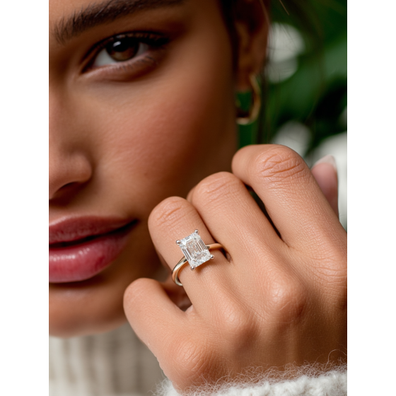 Modern Emerald Diamond Engagement Ring