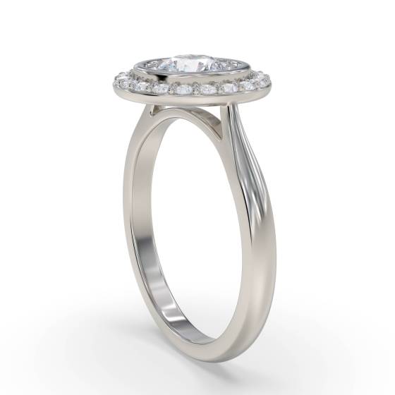 Elegant Round Diamond Cluster Ring