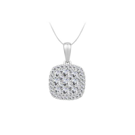 0.52ct VS/E-F Round Natural Diamond Cluster Pendant