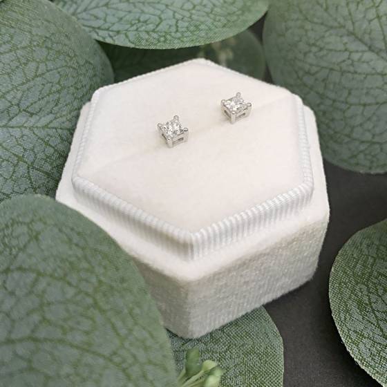 0.50ct VS/E-F Princess Natural Diamond Stud Earrings