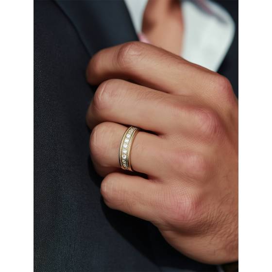 7.5mm Mens Round Diamond Ring