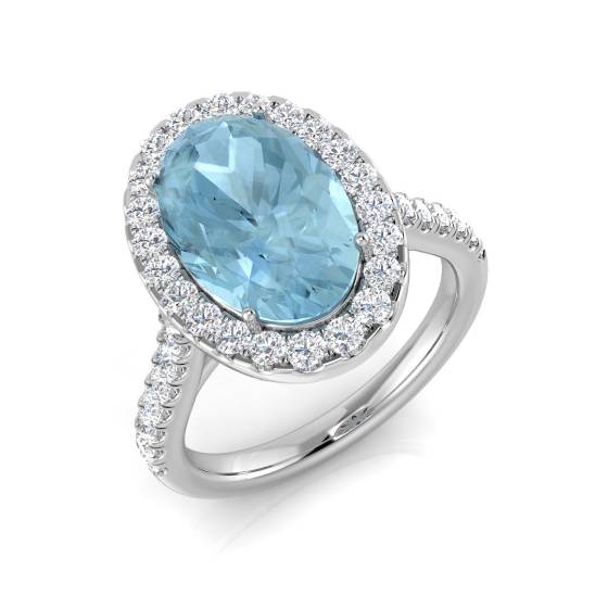 3.80ct SI2/G Oval cut Aquamarine Gemstone Ring in Platinum