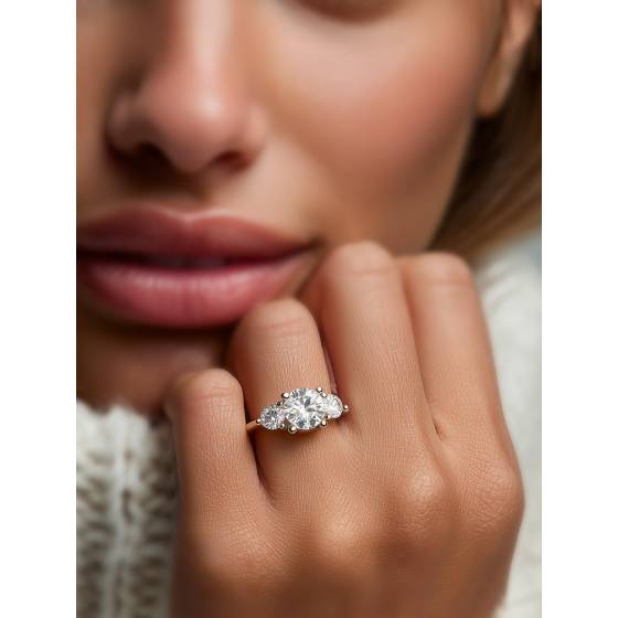 Classic Round Diamond Trilogy Ring