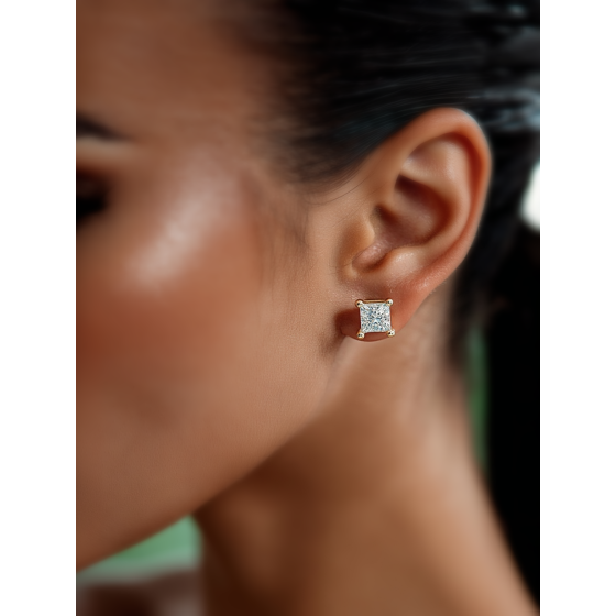 Classic Princess Diamond Stud Earrings