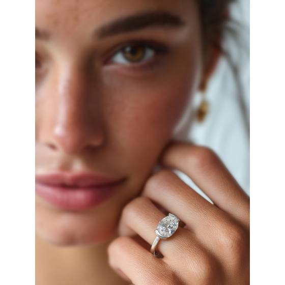 Traditional Oval Diamond Engagement Ring