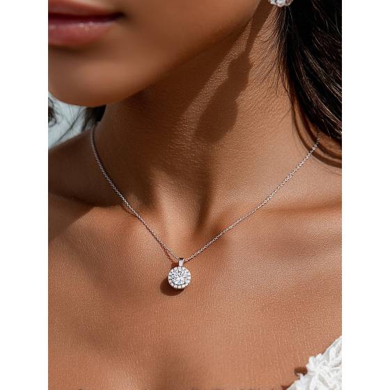 Round Diamond Single Halo Pendant