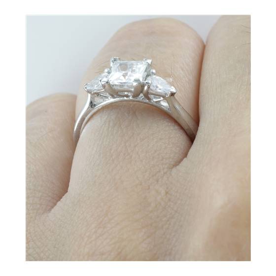 Elegant Princess and Pear Diamond Trilogy Ring