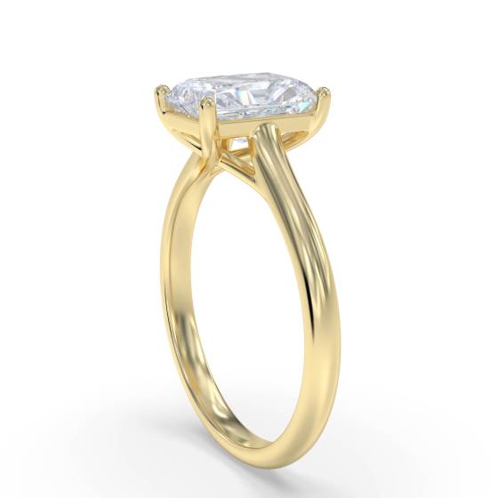 Elegant Radiant Diamond Engagement Ring