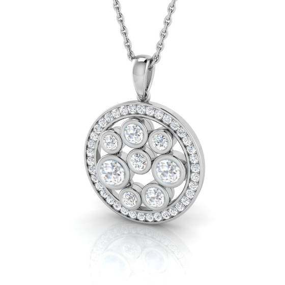 0.75ct VS/E-F Round cut Aquamarine Gemstone Cluster Pendant