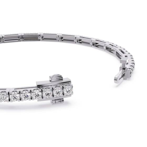 Traditional Single Row Round Diamond Tennis Bracelet