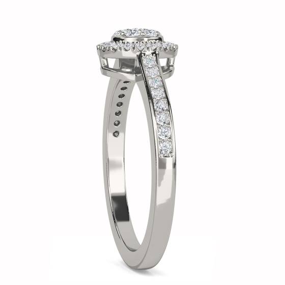 0.50ct Elegant Round Diamond Cluster Ring