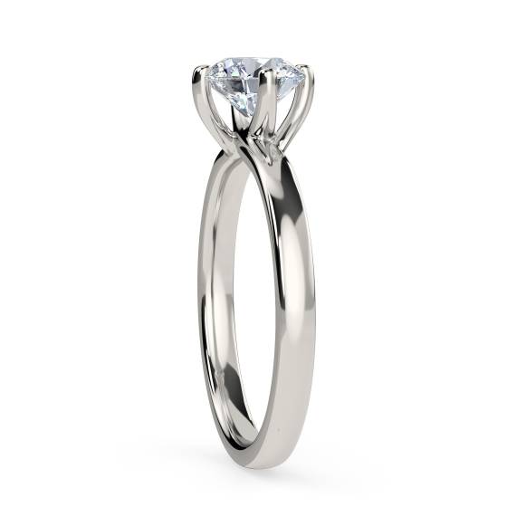 Round Diamond Engagement Ring