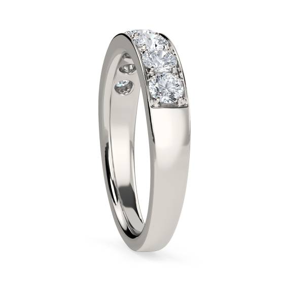 0.75ct Elegant Round Diamond Eternity Ring