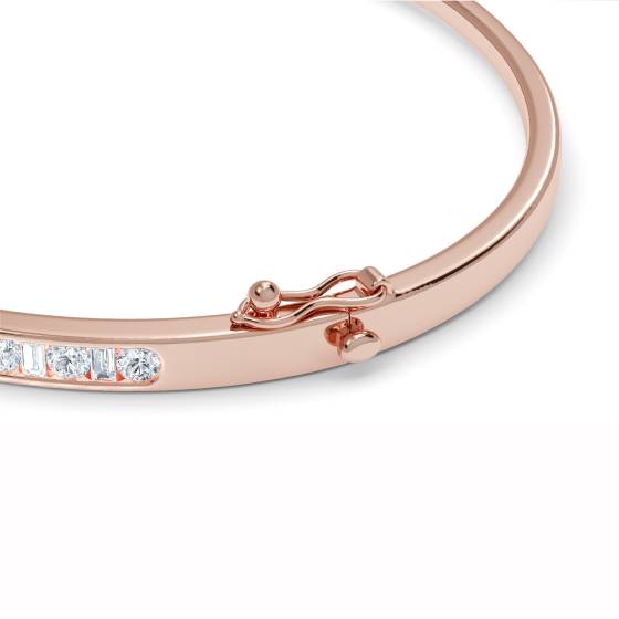 1.00ct VS/E-F Elegant Round and Baguette Diamond Set Bangle