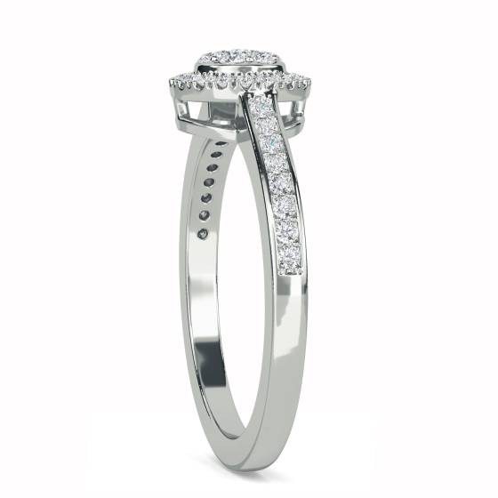 0.50ct Elegant Round Diamond Cluster Ring