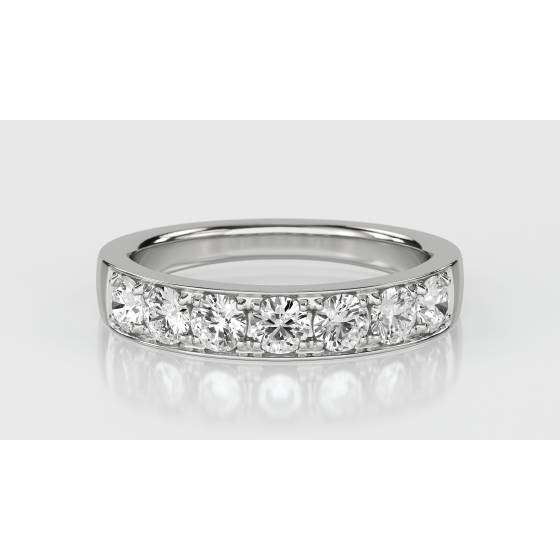 0.75ct Elegant Round Diamond Eternity Ring