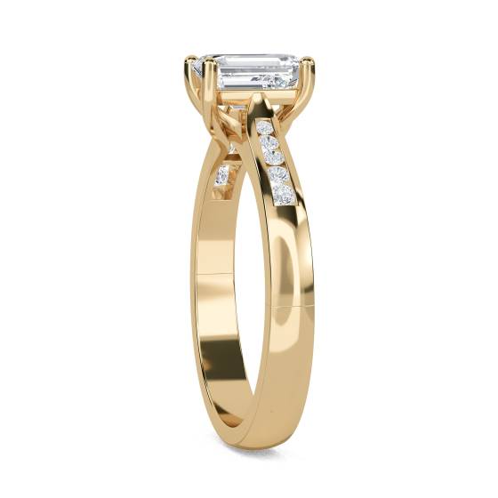 Emerald Diamond Shoulder Set Ring