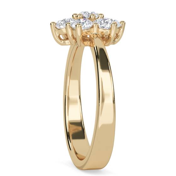 Elegant Round Diamond Flower Cluster Ring
